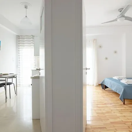 Brand New 2bedroom In Kato Patissia Station!