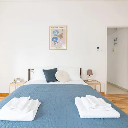 Brand New 2bedroom In Kato Patissia Station! Apartment