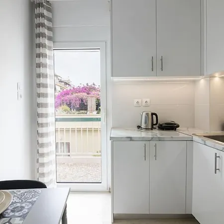 Brand New 2bedroom In Kato Patissia Station! Athens