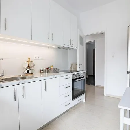 Brand New 2bedroom In Kato Patissia Station! Apartment