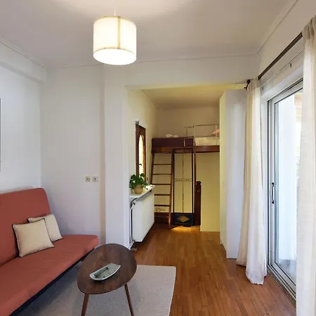 Sunny Penthouse In Acropolis *