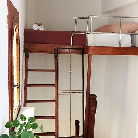 Apartment Sunny Penthouse In Acropolis *