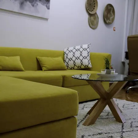 2nd Floor In Koukaki Apartment *