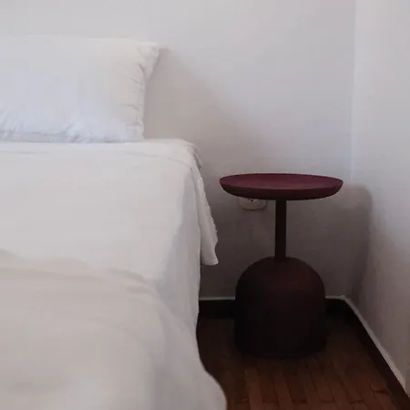Unique 2bd Design With Airconditioning Near Acropolis *