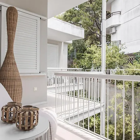 Bliss Living Apartment Vouliagmeni