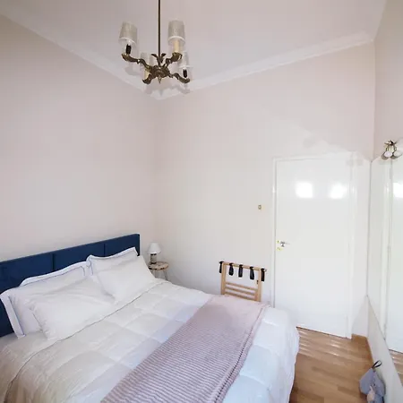Lp Athens Apartment *