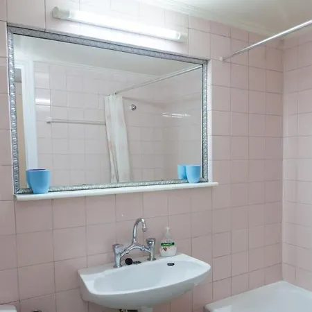 Gorgeous Near Historic Acropolis Apartment