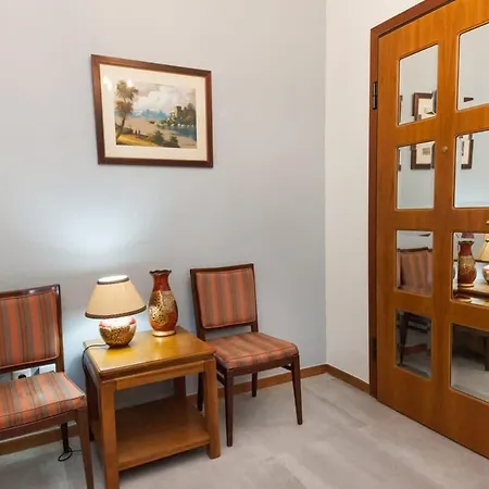 Gorgeous Near Historic Acropolis Apartment Athens