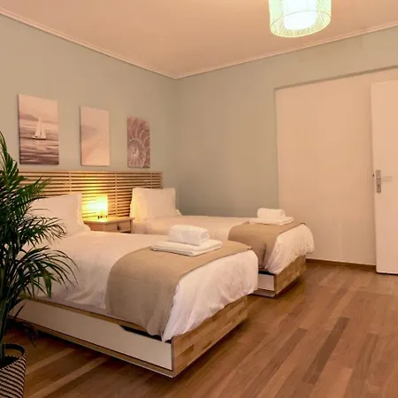 Vouliagmeni Seaside Luxury