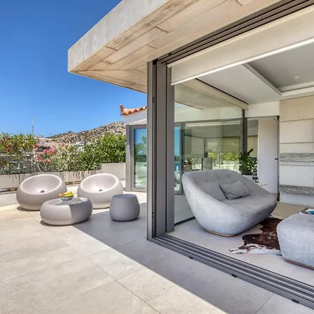 South Blue Luxury Penthouse Apartment
