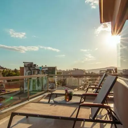 Eos Luxury Loft By Edrano 8essentially Apartment