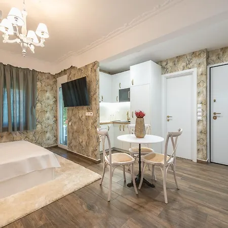 Apartment Modern Comfort In Neos Kosmos Metro Athens