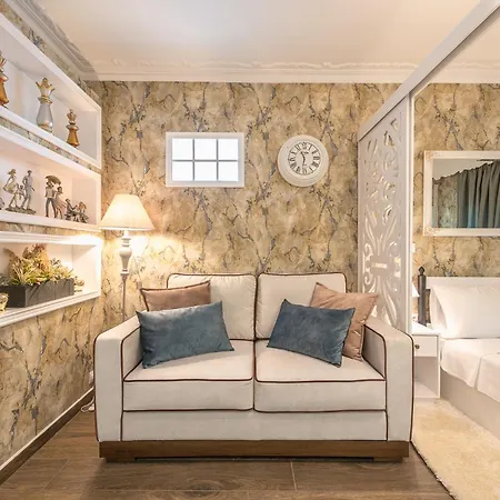 Apartment Modern Comfort In Neos Kosmos Metro Athens