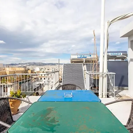 Apartment Pleasant Near To Acropolis