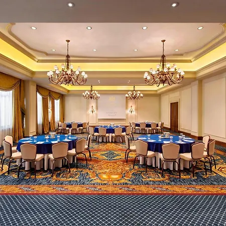 Hotel Grande Bretagne, A Luxury Collection 5*