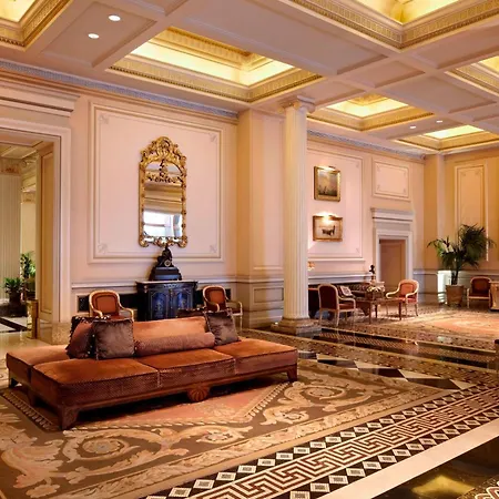 Grande Bretagne, A Luxury Collection 5*