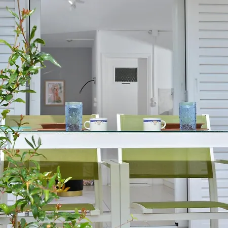 Apartment Riviera Garden View Athens