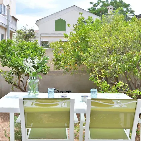 Riviera Garden View Apartment Athens