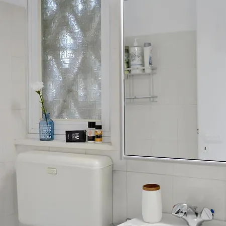 Riviera Garden View Apartment