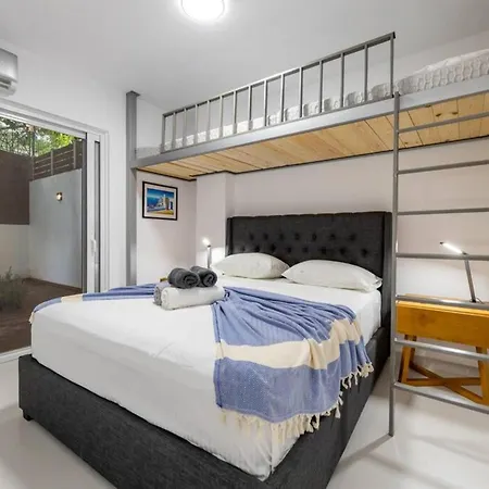 Backyard Modern House Nea Smyrni * Athens