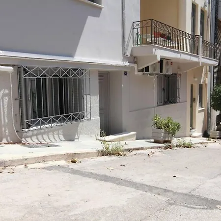 Elegant At The Acropolis Hills *