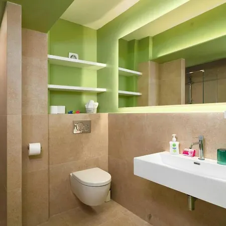 Apartment Gly3 65m2 Sunshine Oasis In Glyfada Athens