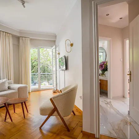 Apartment Acropolis Hideaway - Tranquil Retreat In Plaka *