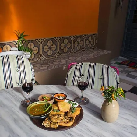 Living Like In A In The Center Of Athens