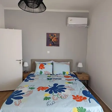 海风书韵 阳光雅居 Breeze Of Books And Sea, Sunlit Elegant Abode * Athens