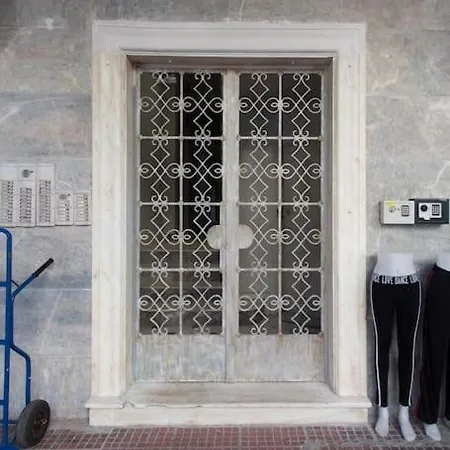 Apartment Special In The Heart Of Athens!