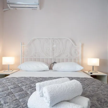 Neos Kosmos 1 Bedroom Athens