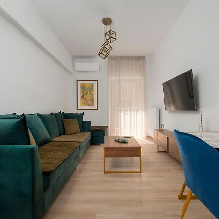 Elegant Two-bedroom In Exarcheia, Peridot - Homes Athens