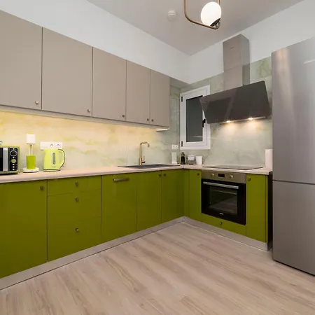 Elegant Two-bedroom In Exarcheia, Peridot - Homes