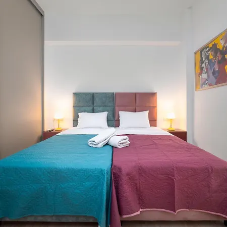 Elegant Two-bedroom In Exarcheia, Peridot - Homes