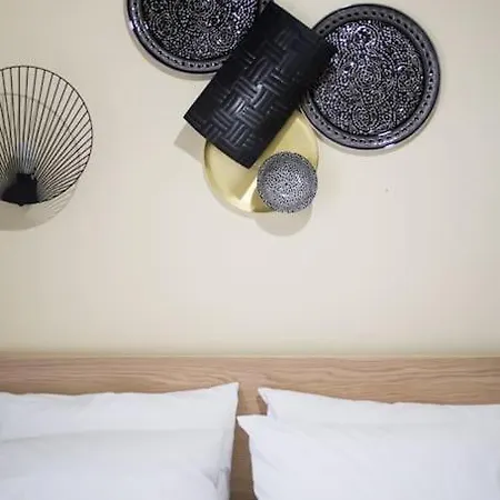 A Comfortable Small Nearby Acropolis 3 Apartment *
