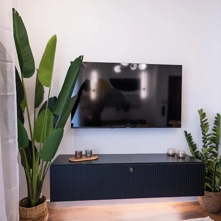 Filo22 - Is The Coolest In Patralona With Big Balcony Apartment