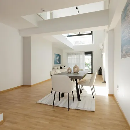 Apartment Lux&easy Pefki