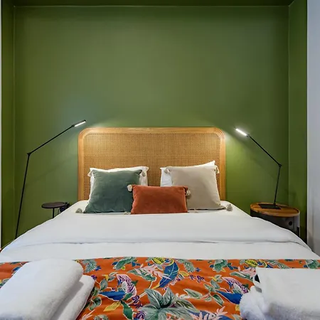 Luxurious & Stylish Kolonaki Haven Apartment Athens