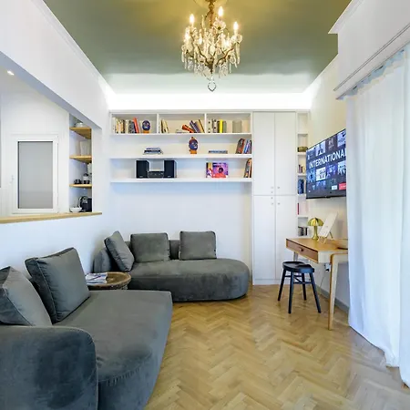 Luxurious & Stylish Kolonaki Haven
