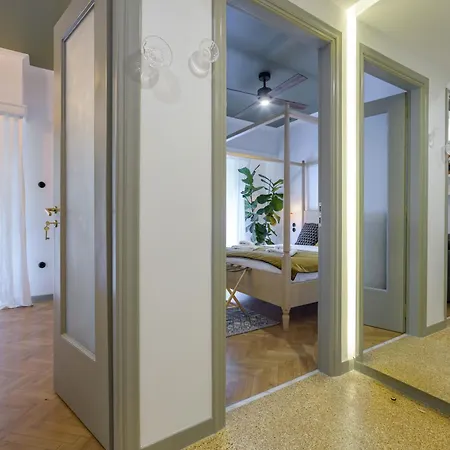 Luxurious & Stylish Kolonaki Haven