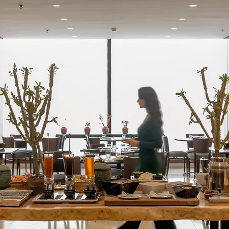 Hotel President 4*