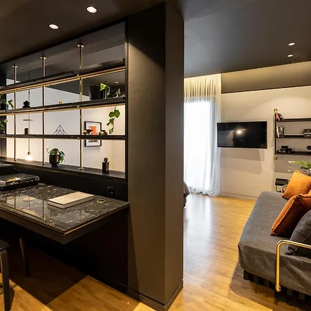 The Modernist 4*