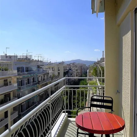 Apartment Smart And Elegant In The Centre Of Athens