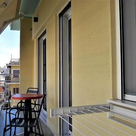 Smart And Elegant In The Centre Of Athens