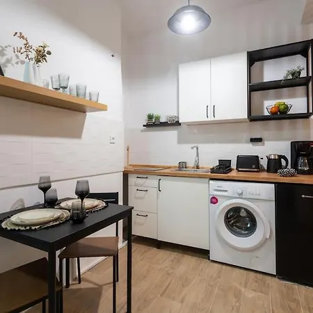 Pangrati Luxury Apartment
