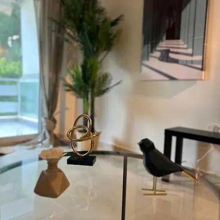 Vouliagmeni Thalassa Apartment Athens