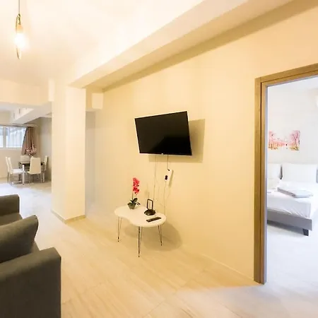 Διαμέρισμα Modern Comfort Near Centre *