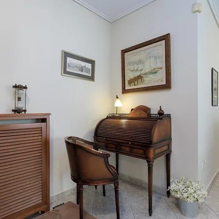 Luxury Maisonette With Balcony In Palaio Faliro - Apartment