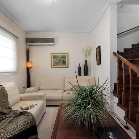 Luxury Maisonette With Balcony In Palaio Faliro -