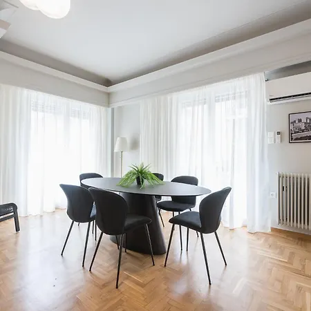 Nomad-friendly 3bdr Spacious Apartment Athens